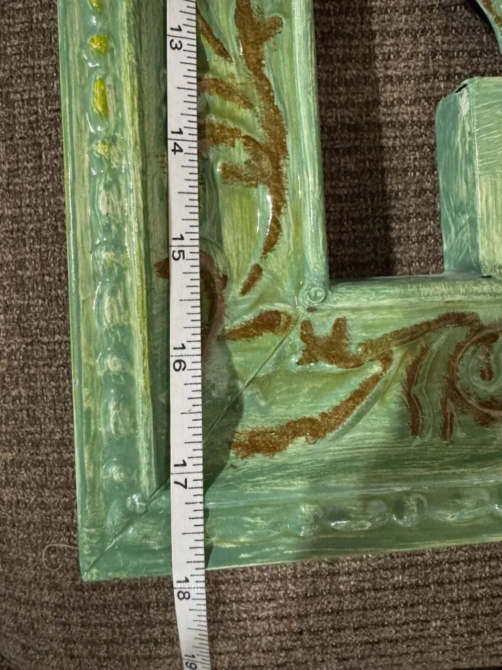 Set Of 2 Green Wall Art Frames With Decorative Vase Cutout And Scroll Details Ru